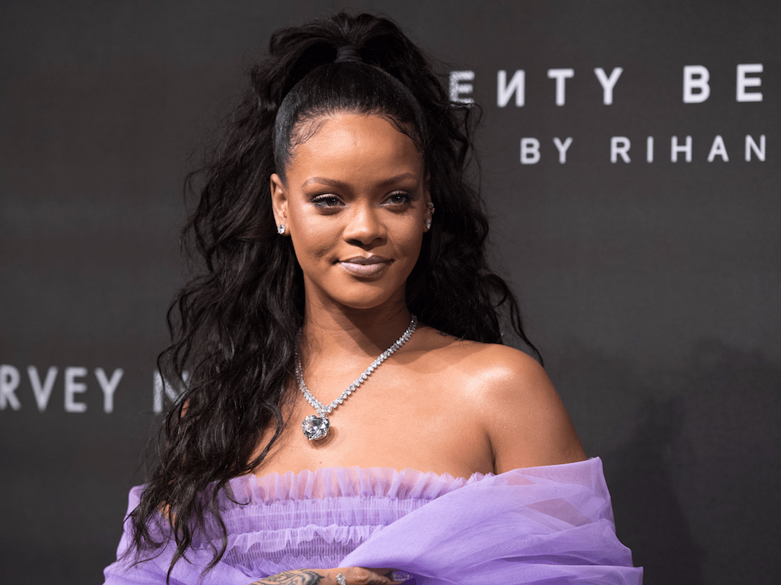 Rihanna Responds to a Fenty Beauty Customer Service Complaint