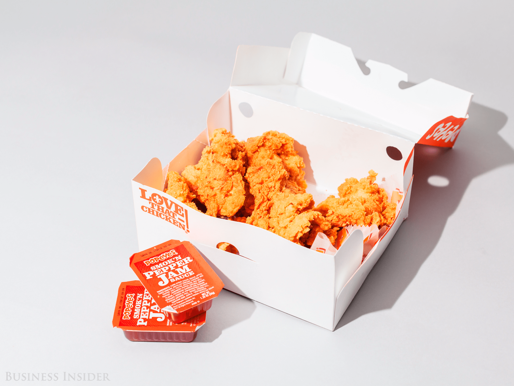 Restaurant Sells Popeyes Chicken As Own