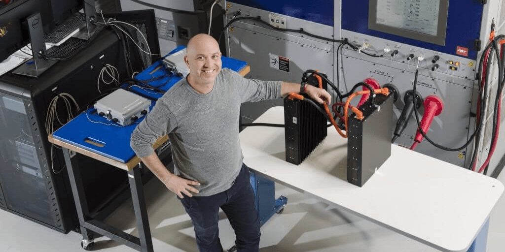 Romeo Battery Releases Saber Battery Pack Business Insider