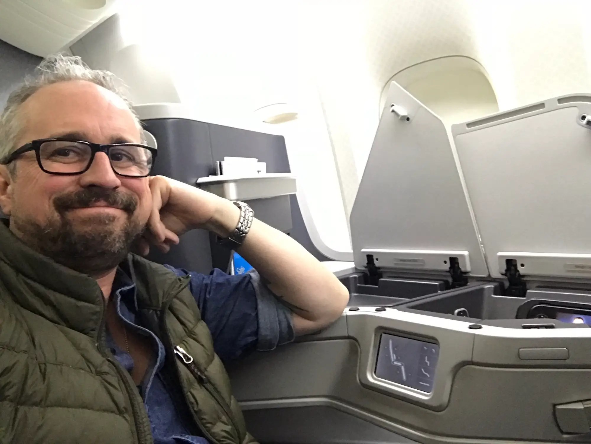 American Airlines Domestic First Class Review, Pictures Business Insider