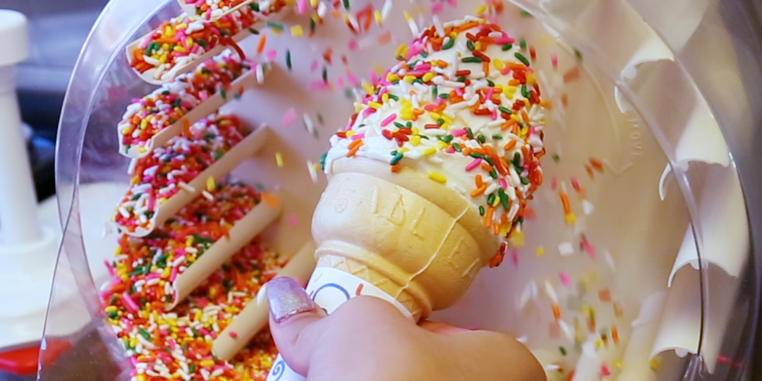 Sprinkle Machine From the 1950s Makes the Best Ice Cream Business Insider