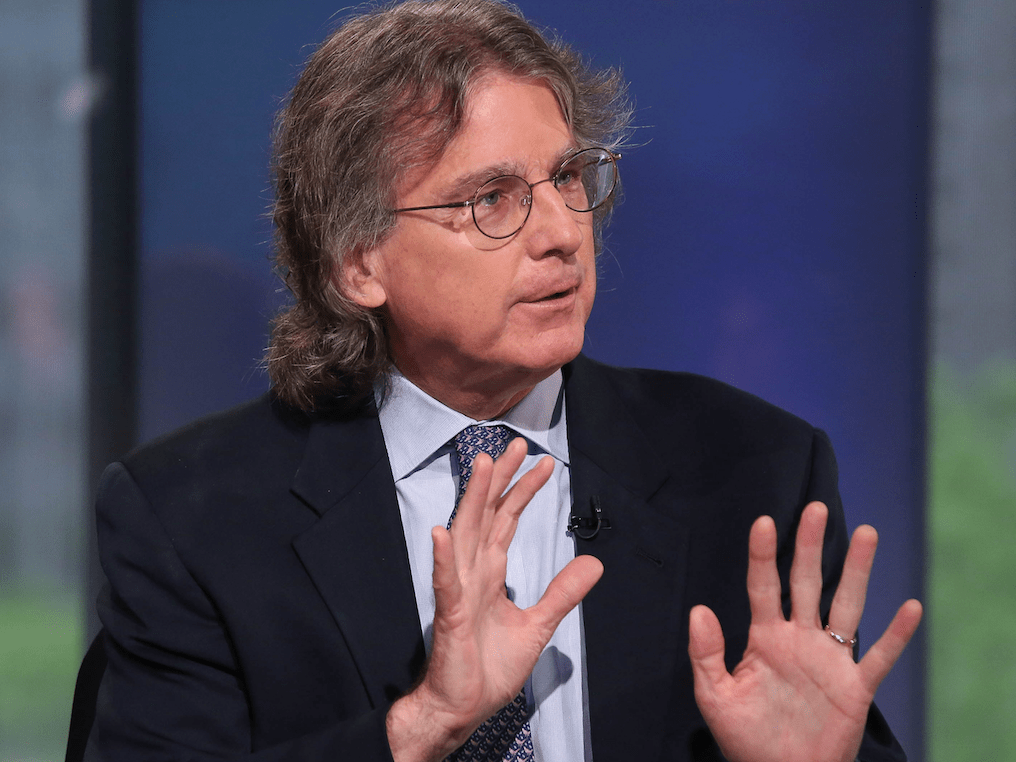 Zuckerberg's ExMentor McNamee Attacks Facebook As 'Toxic' Business