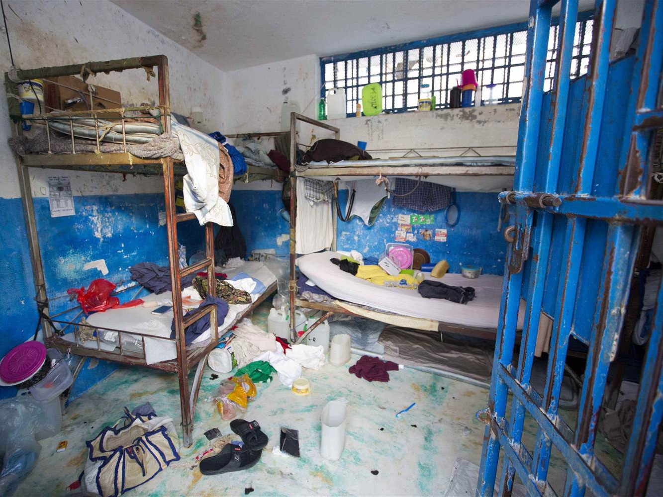 Prison Cell Photos Show How Prisoners Live Around the World