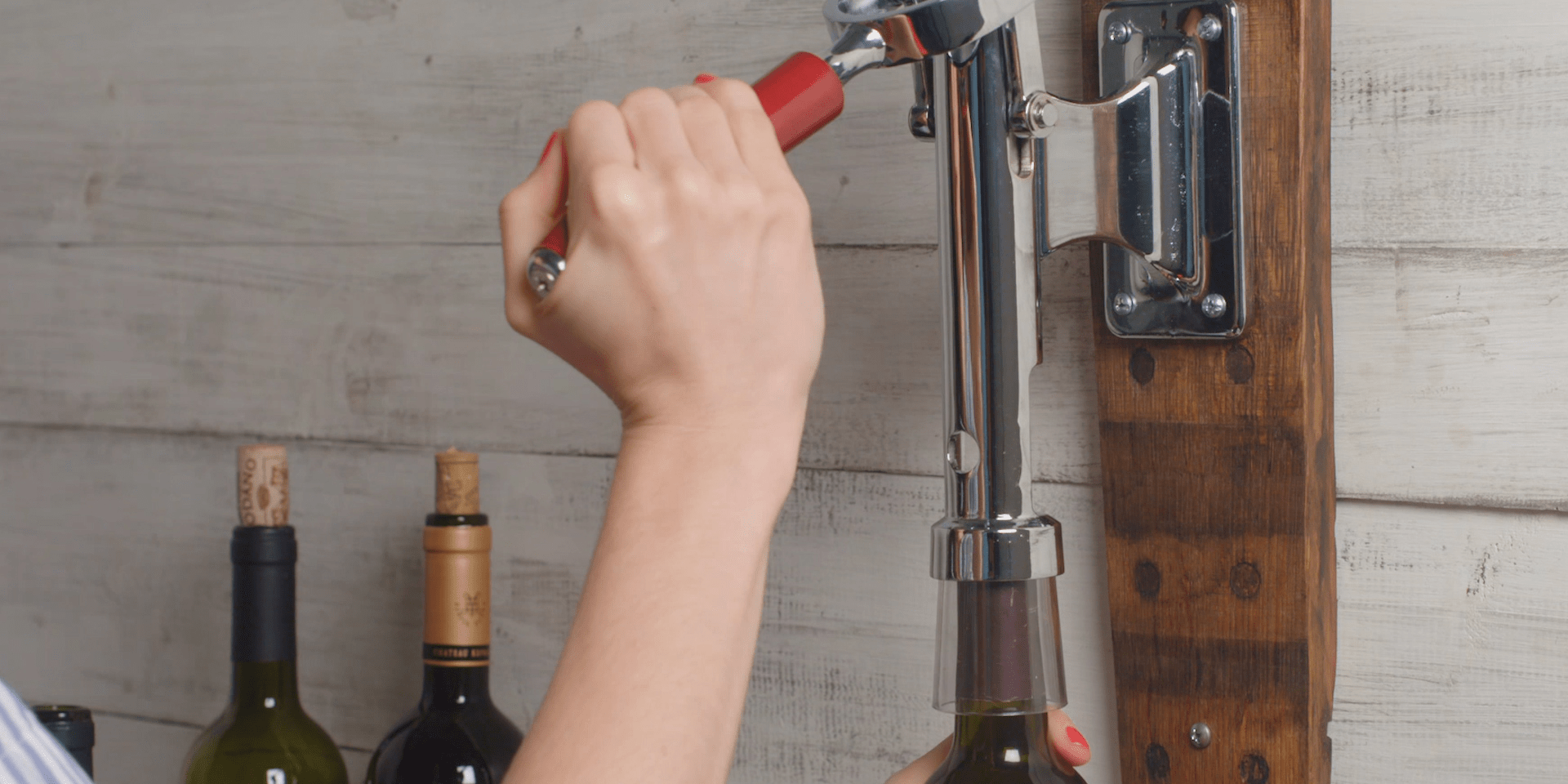WallMounted Wine Opener Uncorks Wine in One Pull