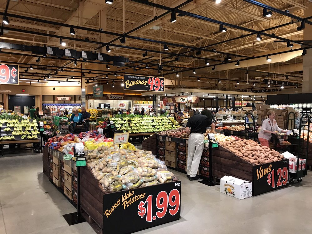 Why People Love Wegmans Grocery Store, According to Fans