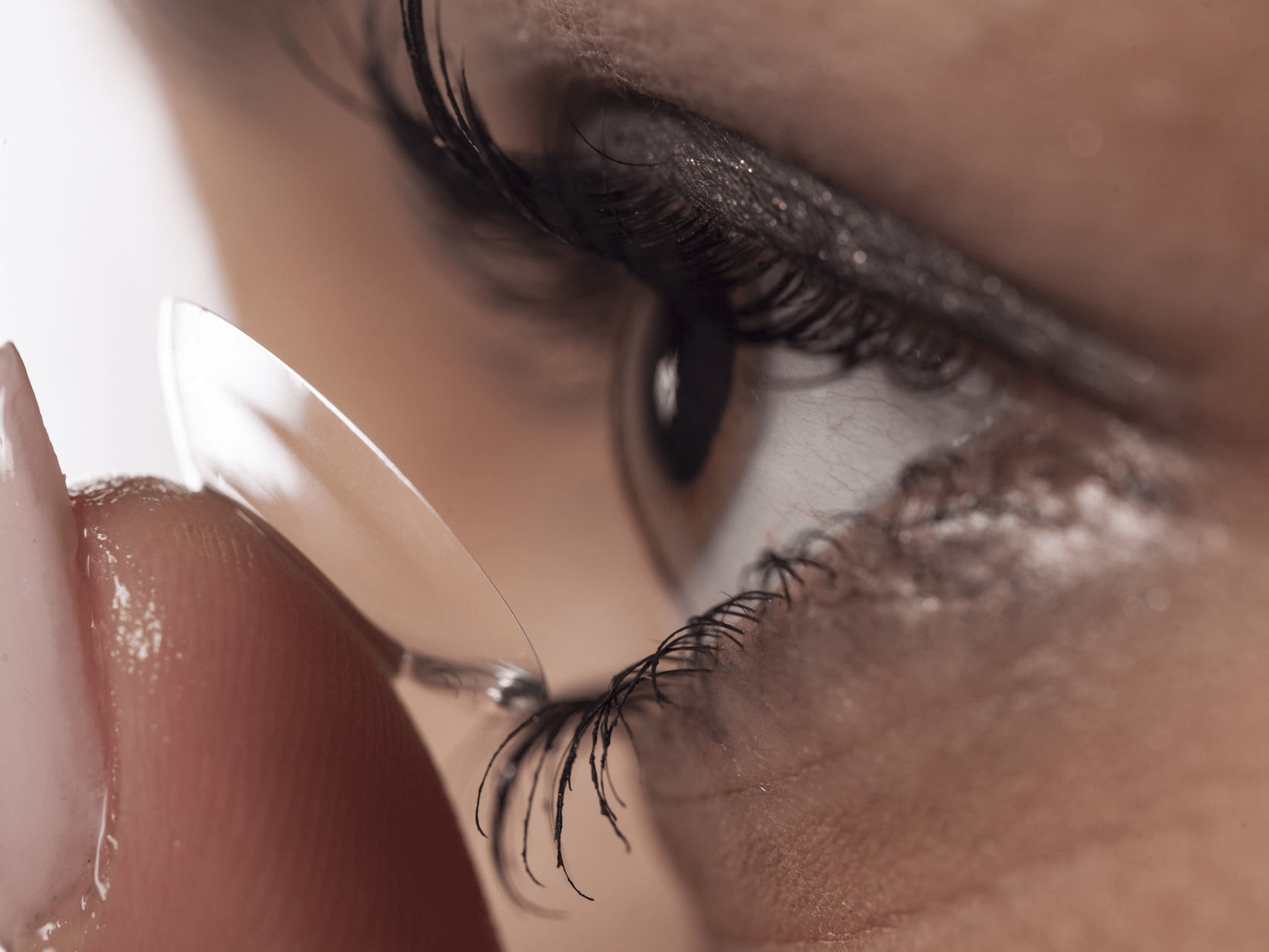 A Woman Had a Contact Lens Stuck in Her Eye for 28 Years Business Insider