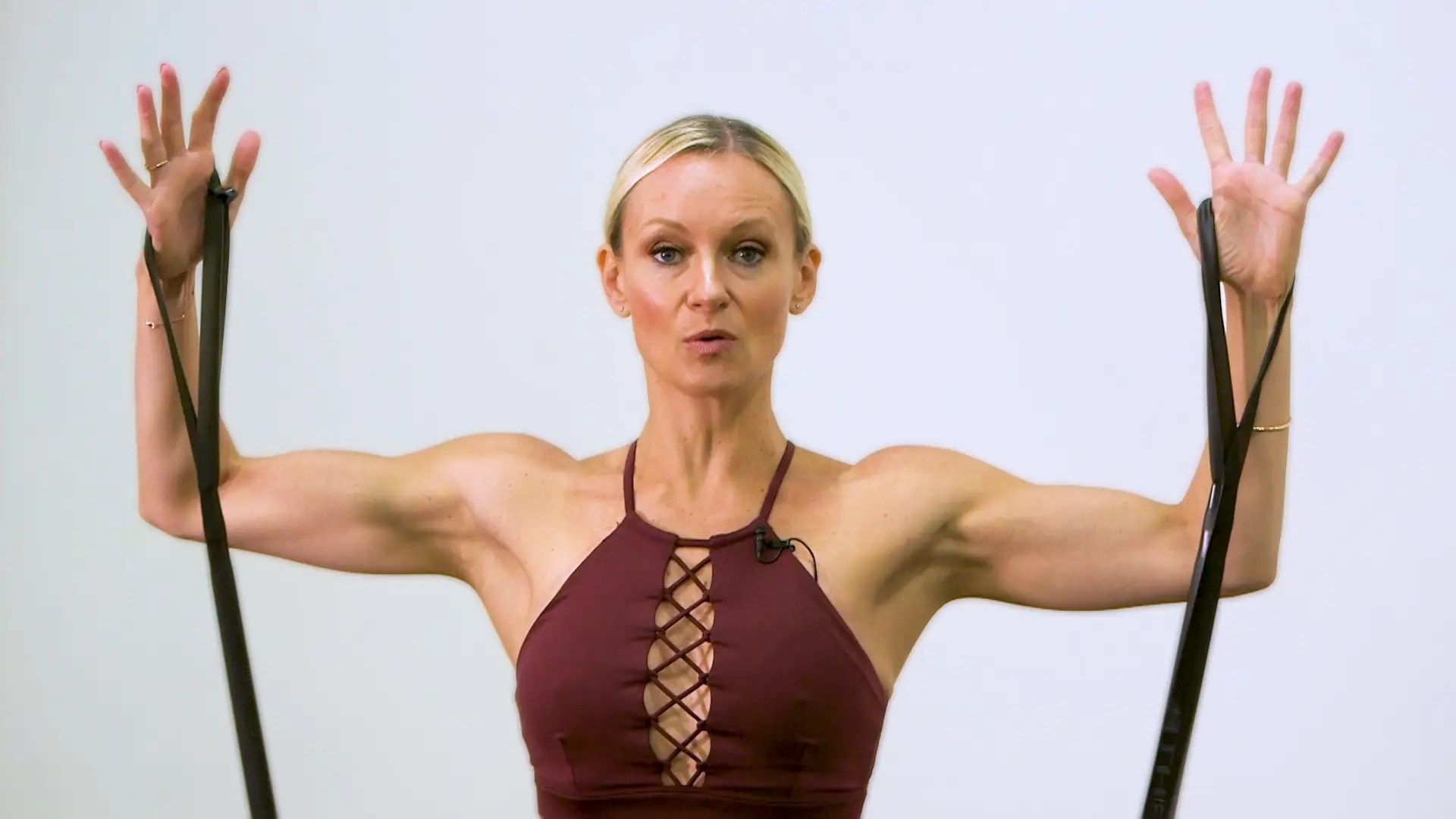 Chrissy Teigen's trainer reveals the ultimate 15minute full body