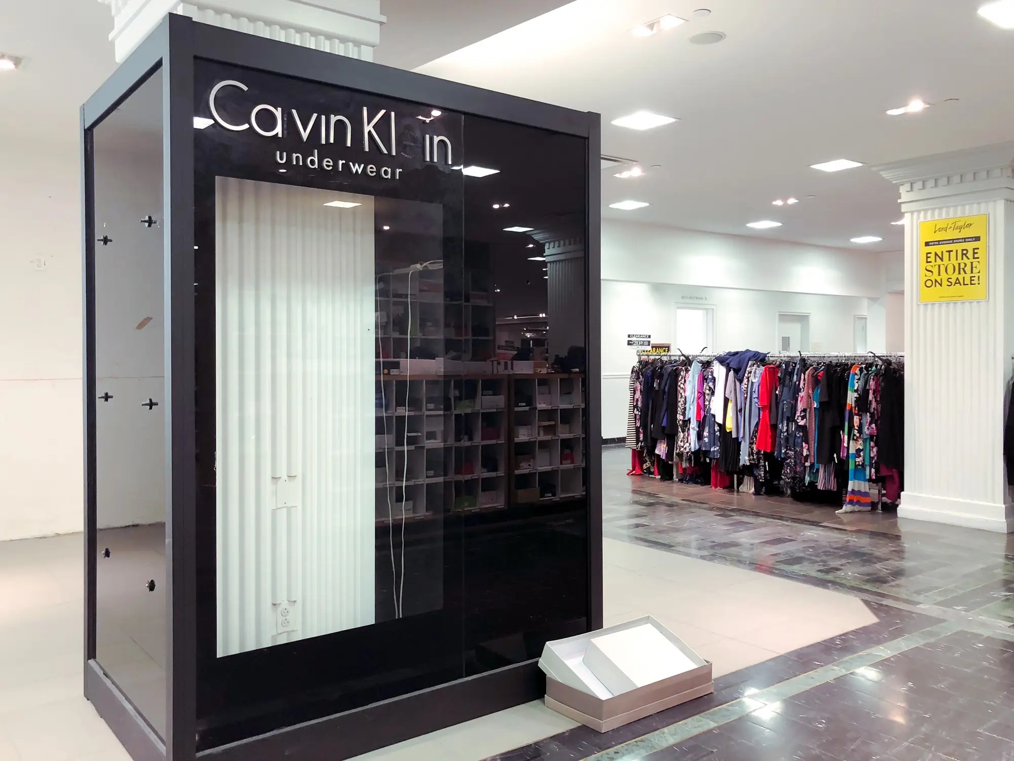 Lord & Taylor Closing Sales Photos Business Insider