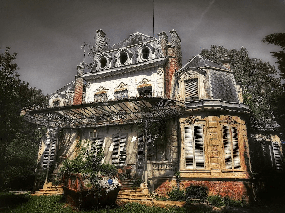 Scariest Haunted Houses America