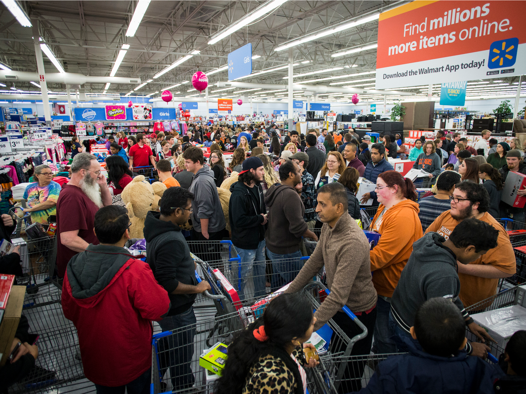 Walmart Black Friday Chaos Continues in Stores