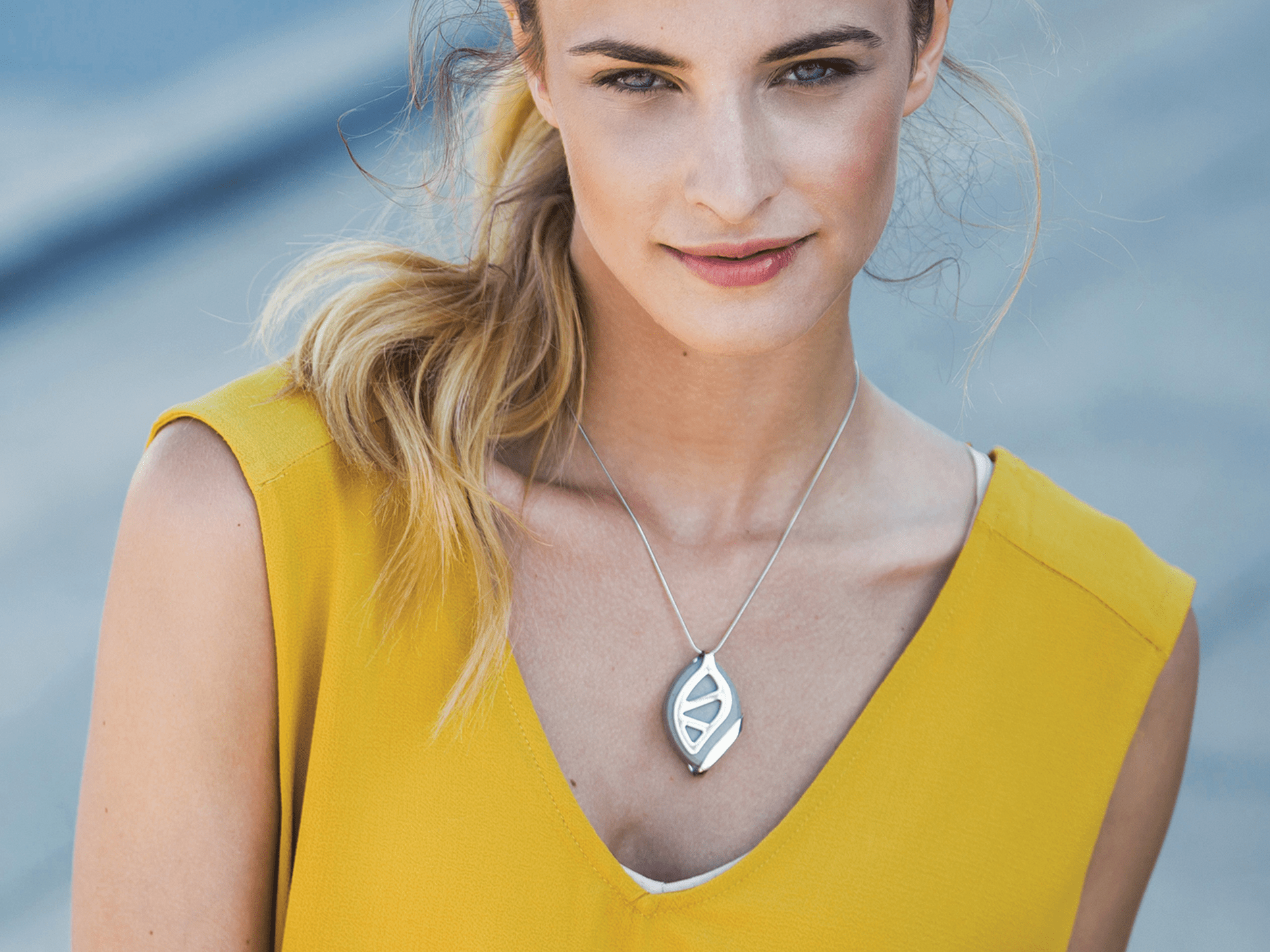 The best smart jewelry in 2021, from necklaces to rings and watches LaptrinhX