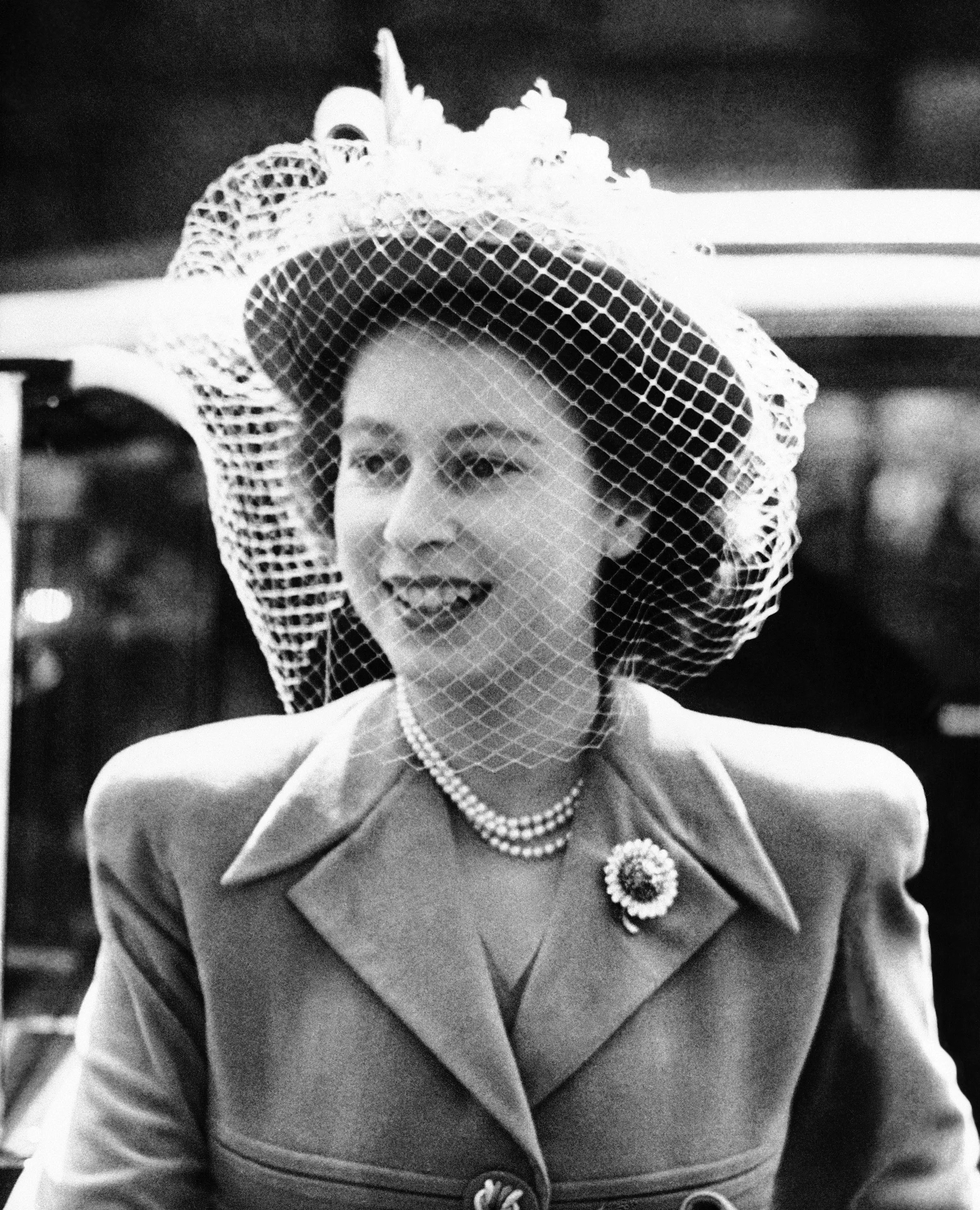 Photos of a Young Queen Elizabeth Before She Became Queen