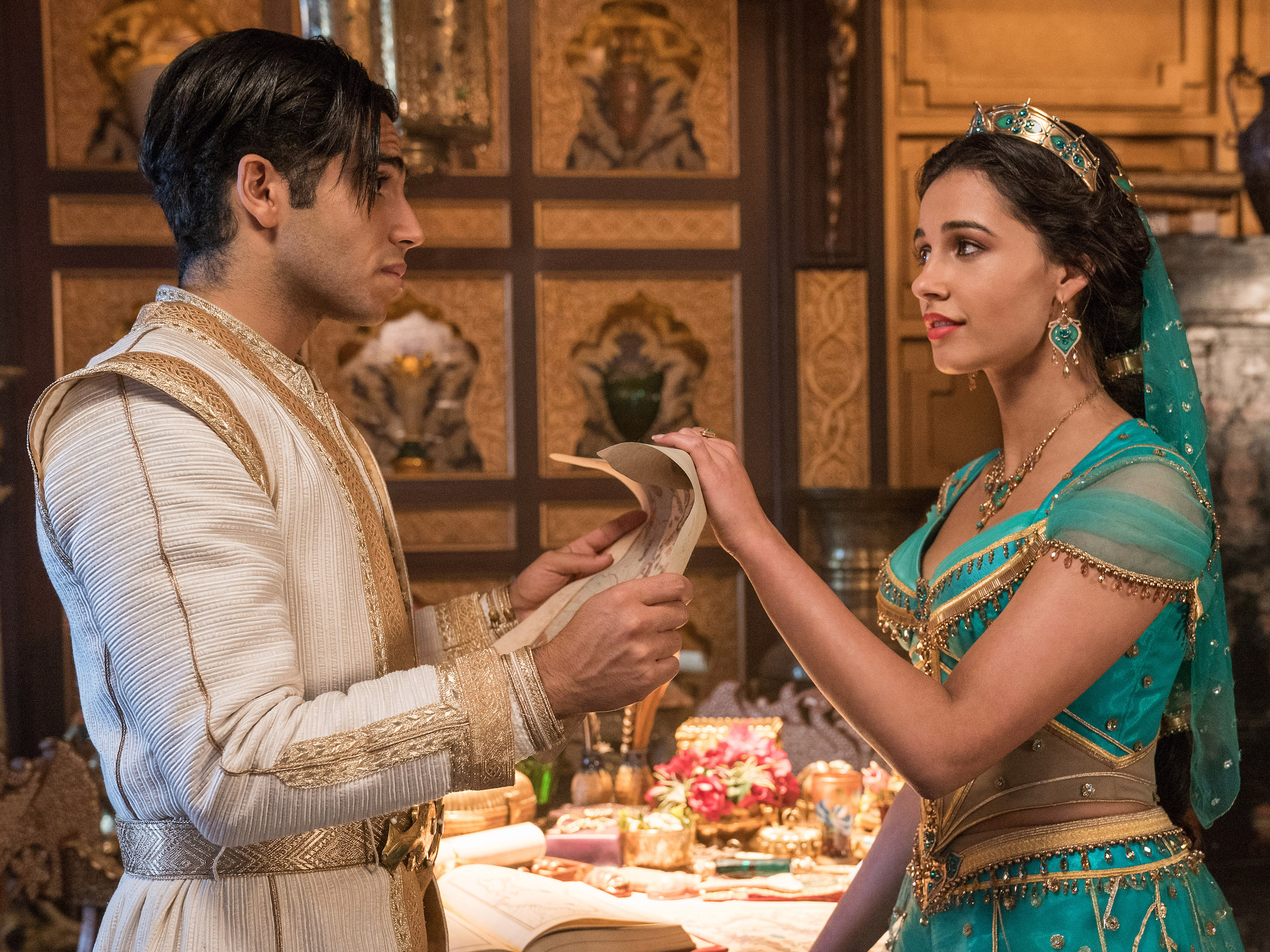 Disney's LiveAction 'Aladdin' Characters Vs in Real Life Comparison