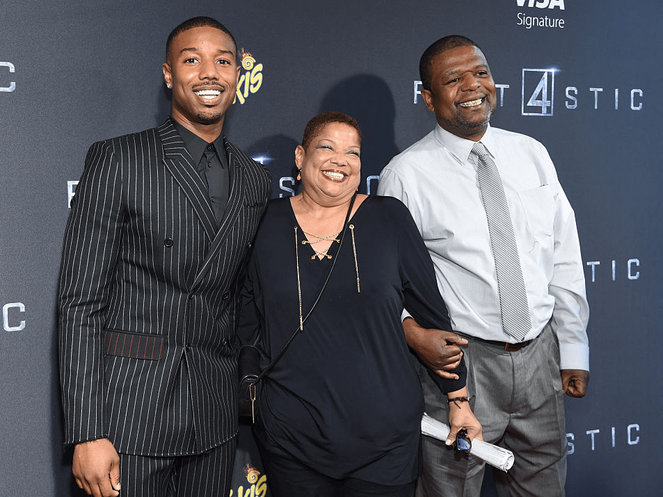 Celebrities Who Lived With Their Parents Business Insider