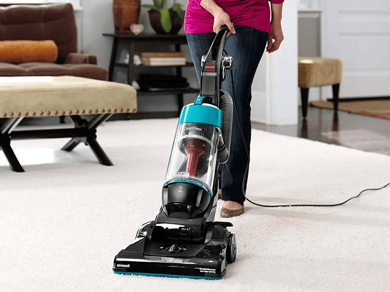 What are Benefits and features in the Royal Upright Vacuum?