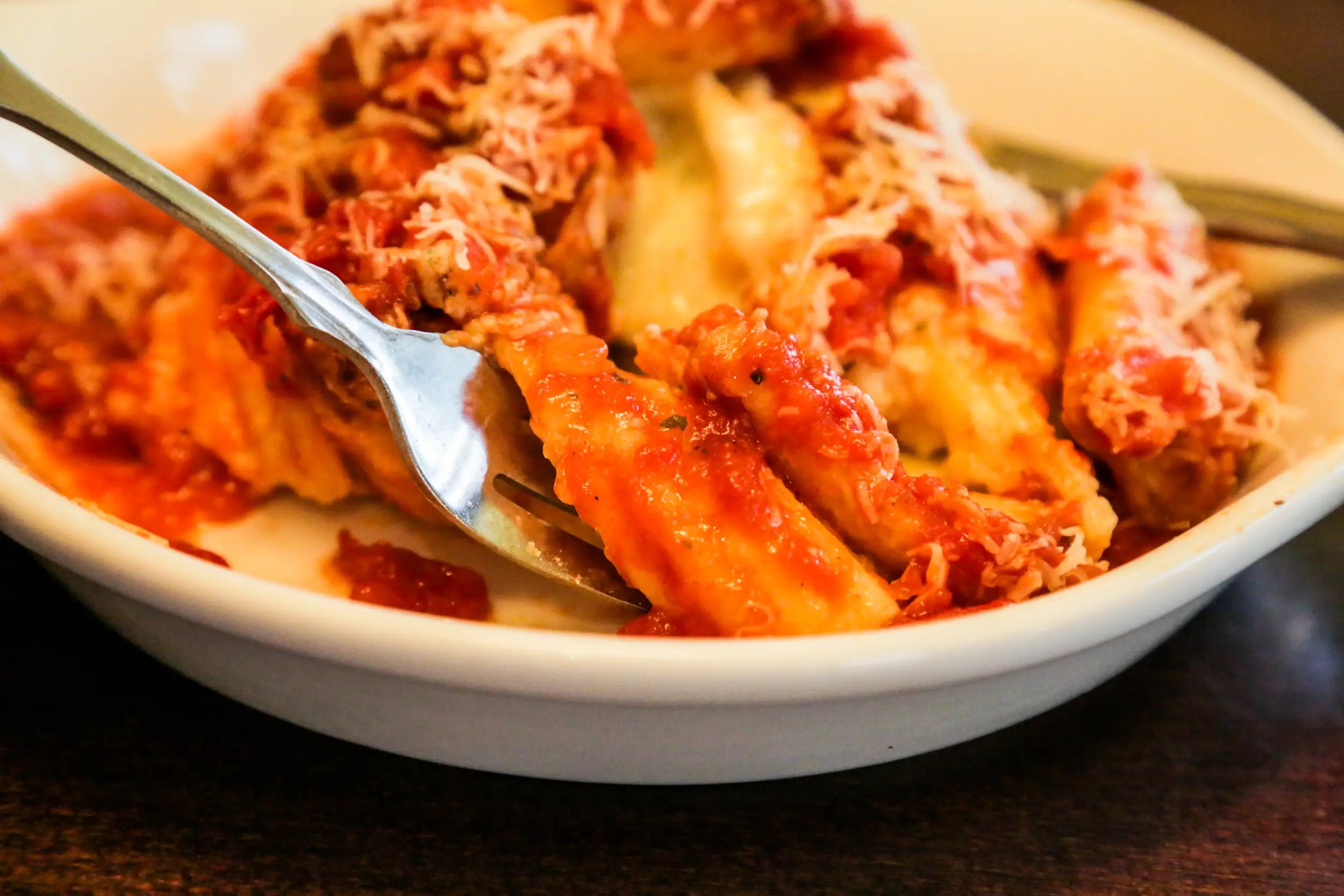 Olive Garden Lasagna Mia 'pasta pancakes' don't look like ad review