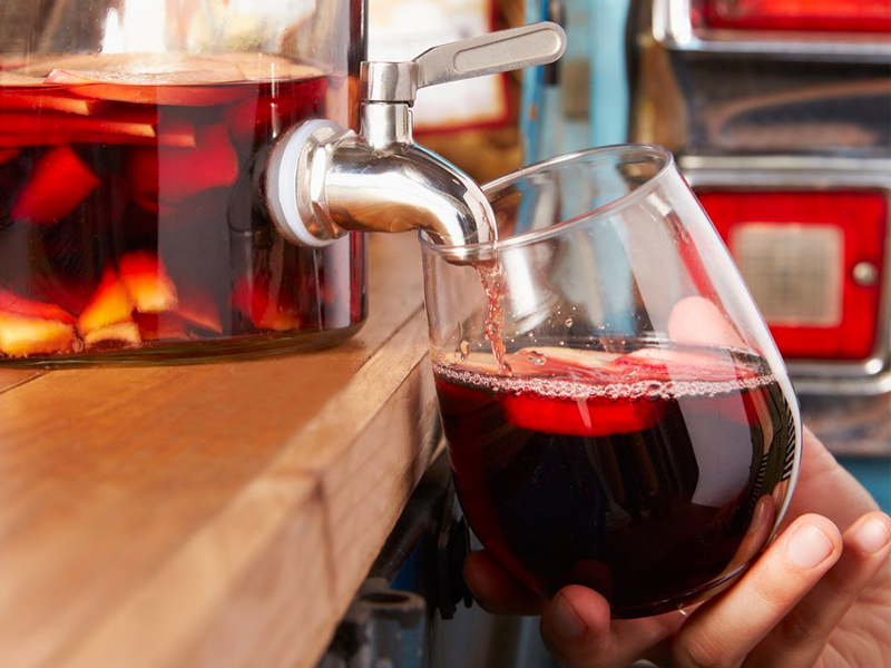 Tosswares's Plastic Wine Glasses Are an Elegant Alternative for Parties