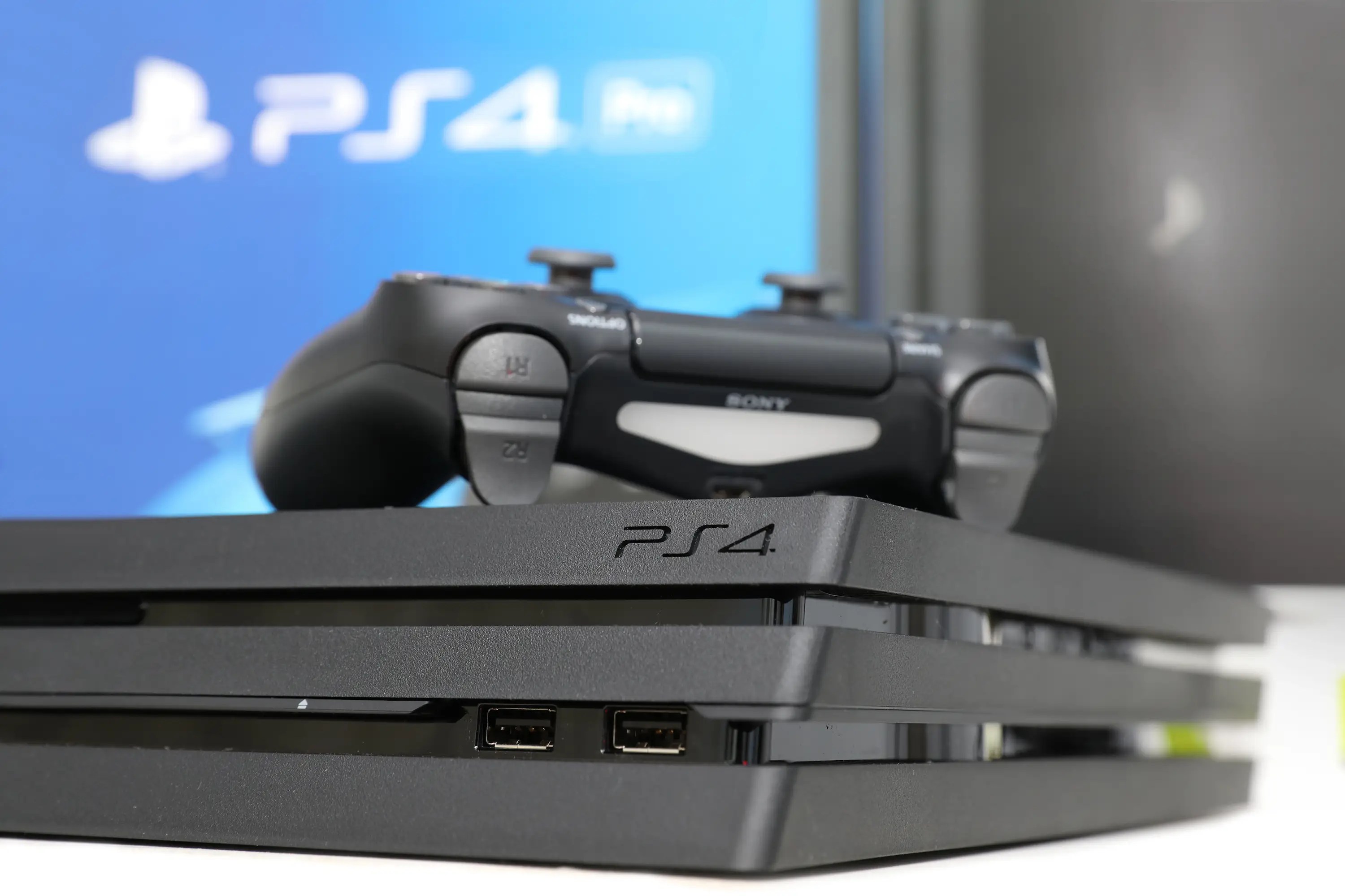 The best deals on PlayStation 4 consoles, controllers, and games right