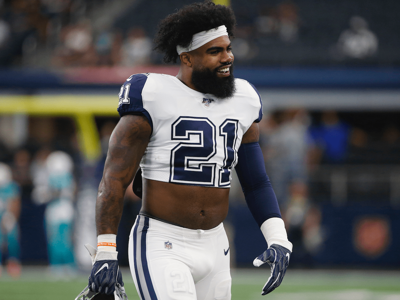 Highestpaid NFL players at each position Business Insider