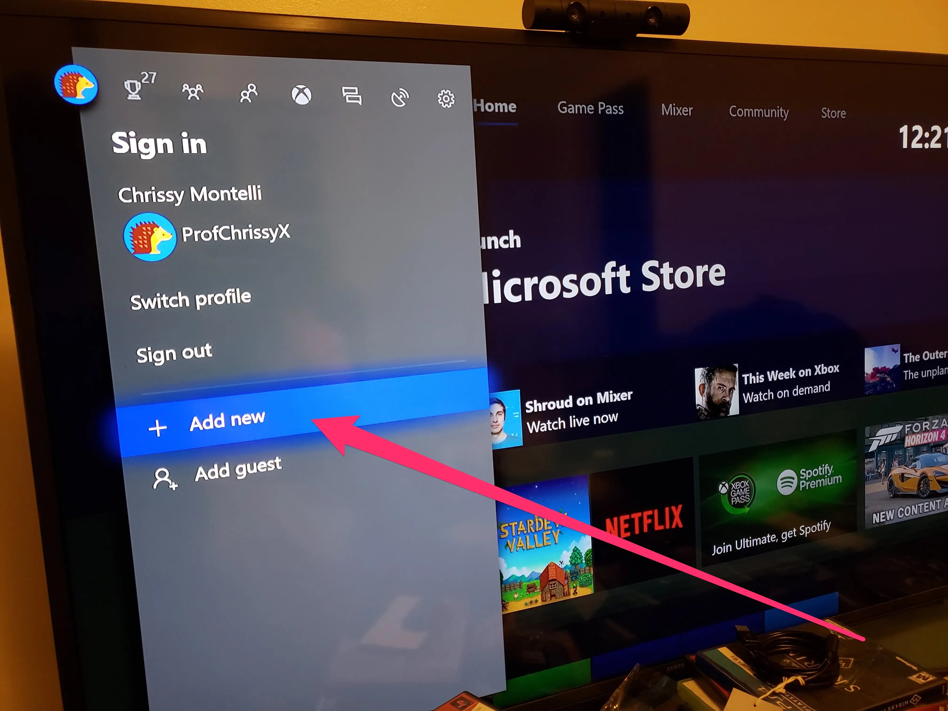 How to gameshare on your Xbox One to share your Xbox Live account and