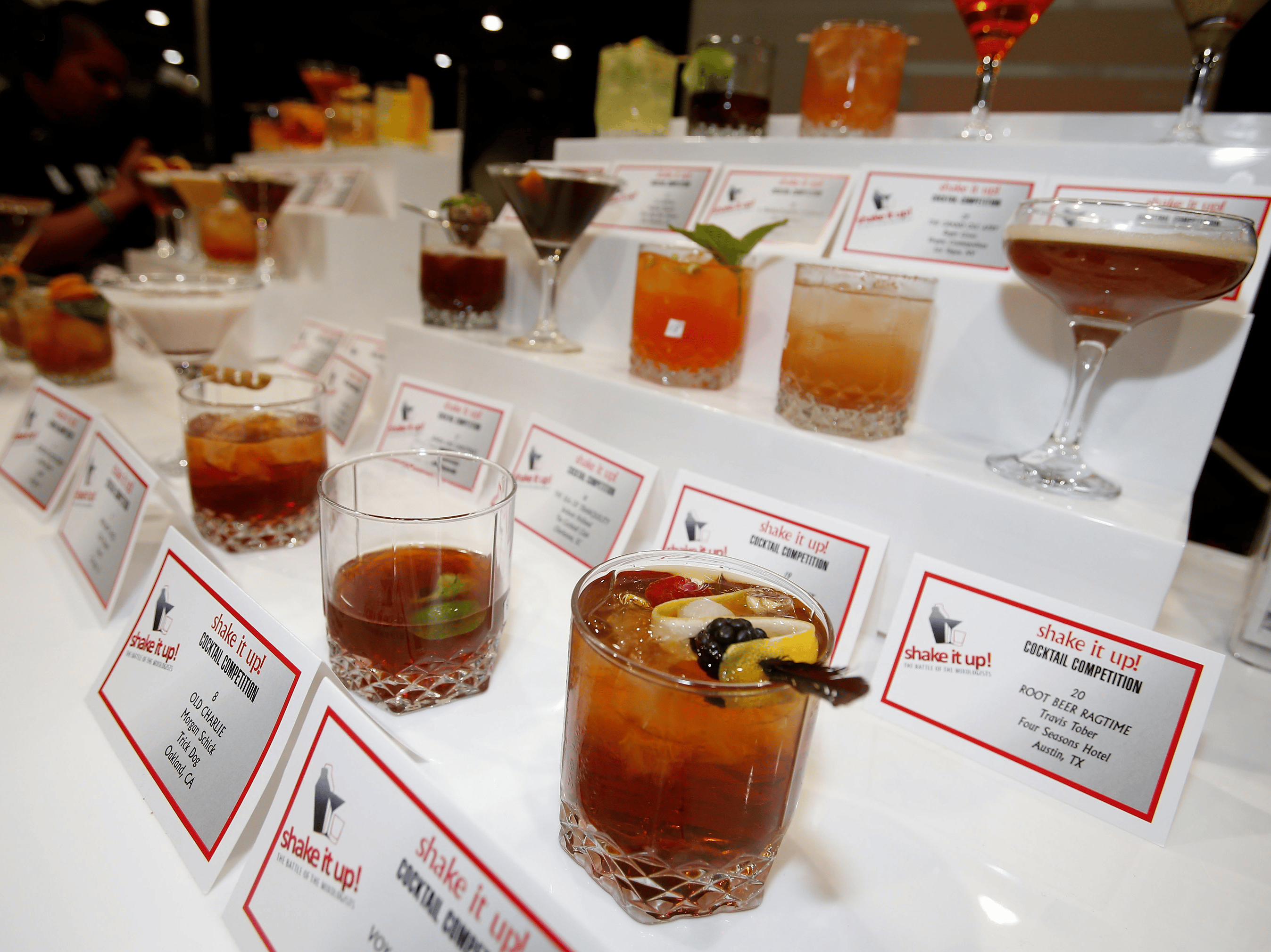 11 things bartenders do that most people don't realize Business Insider