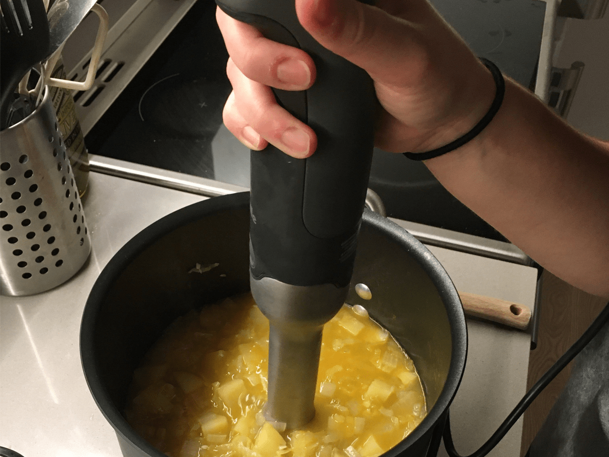Breville Control Grip Immersion Blender Convenient and Quick