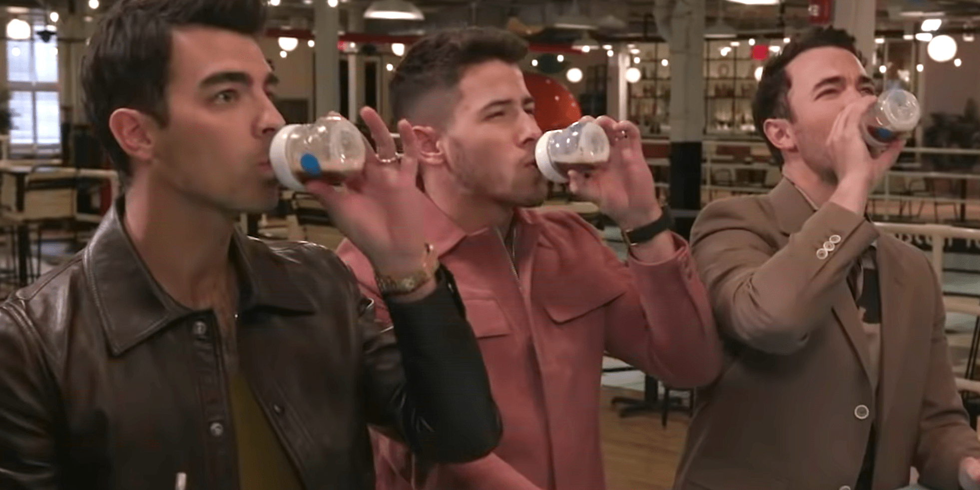 See the Jonas Brothers Drunkenly Write Pop Songs With Seth Meyers