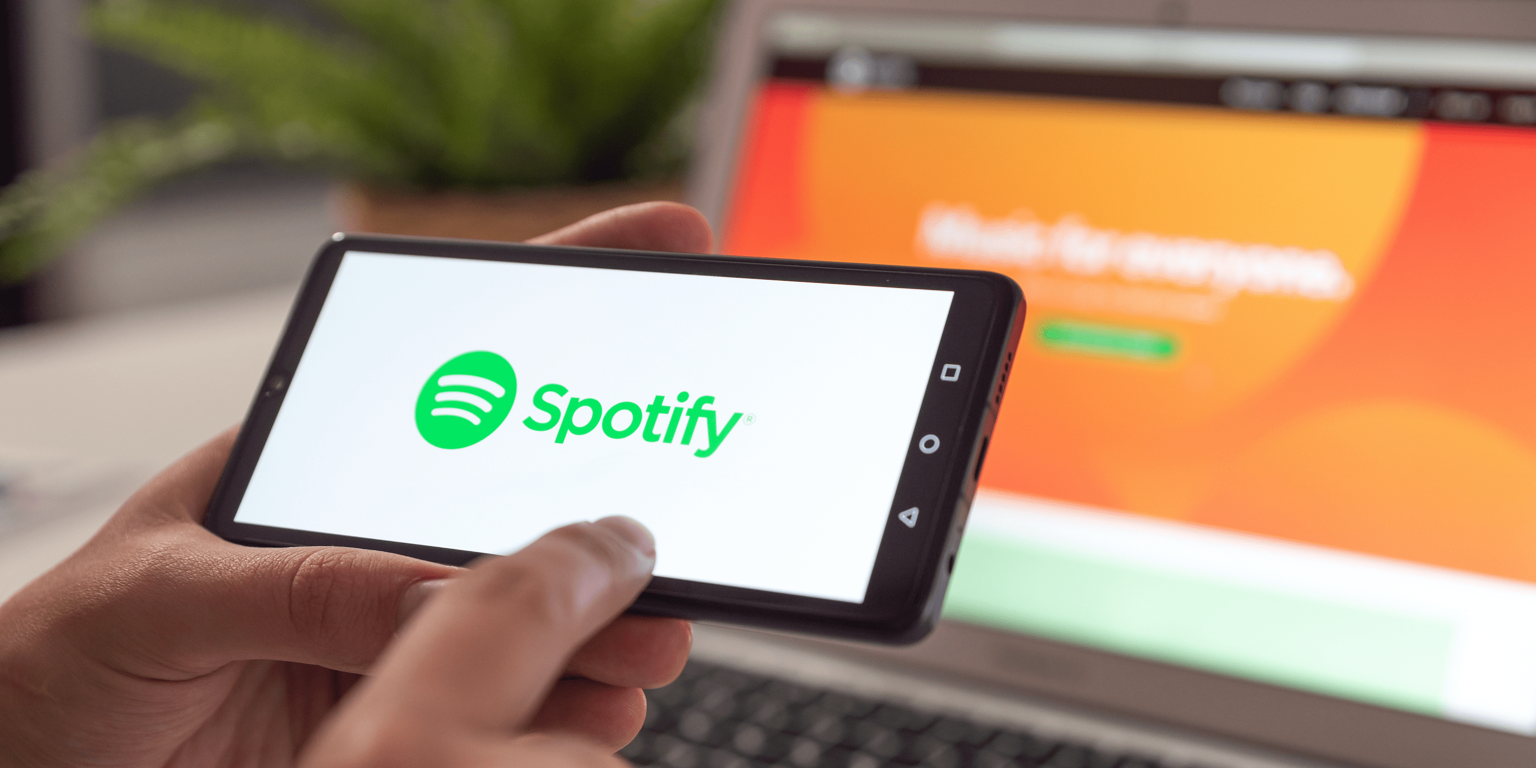 Why Does Spotify Keep Pausing on My Android? How to Fix It