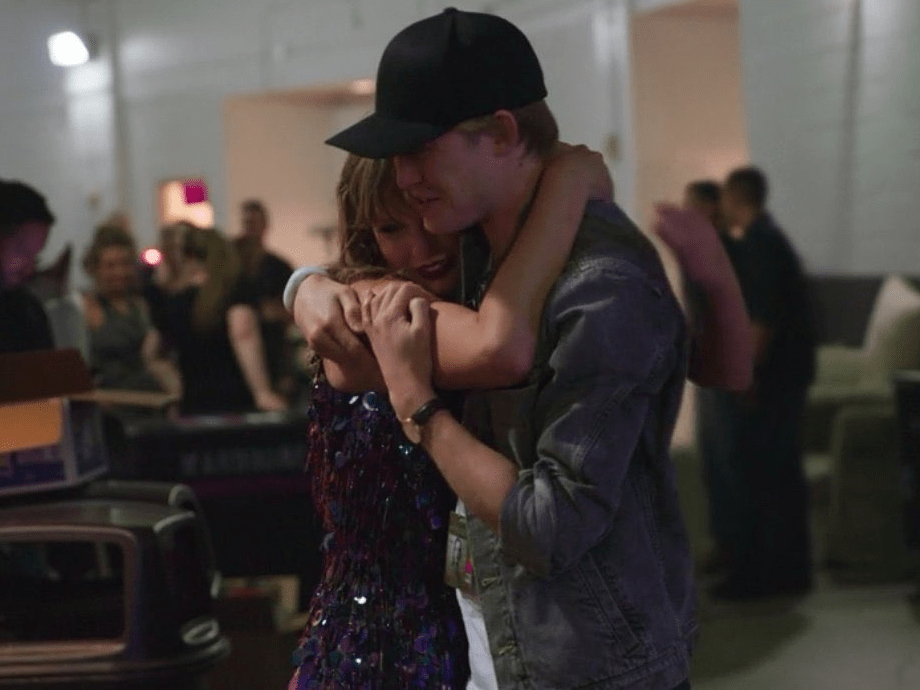 Taylor Swift Hugging Joe Alwyn in 'Miss Americana' Is the Best Moment