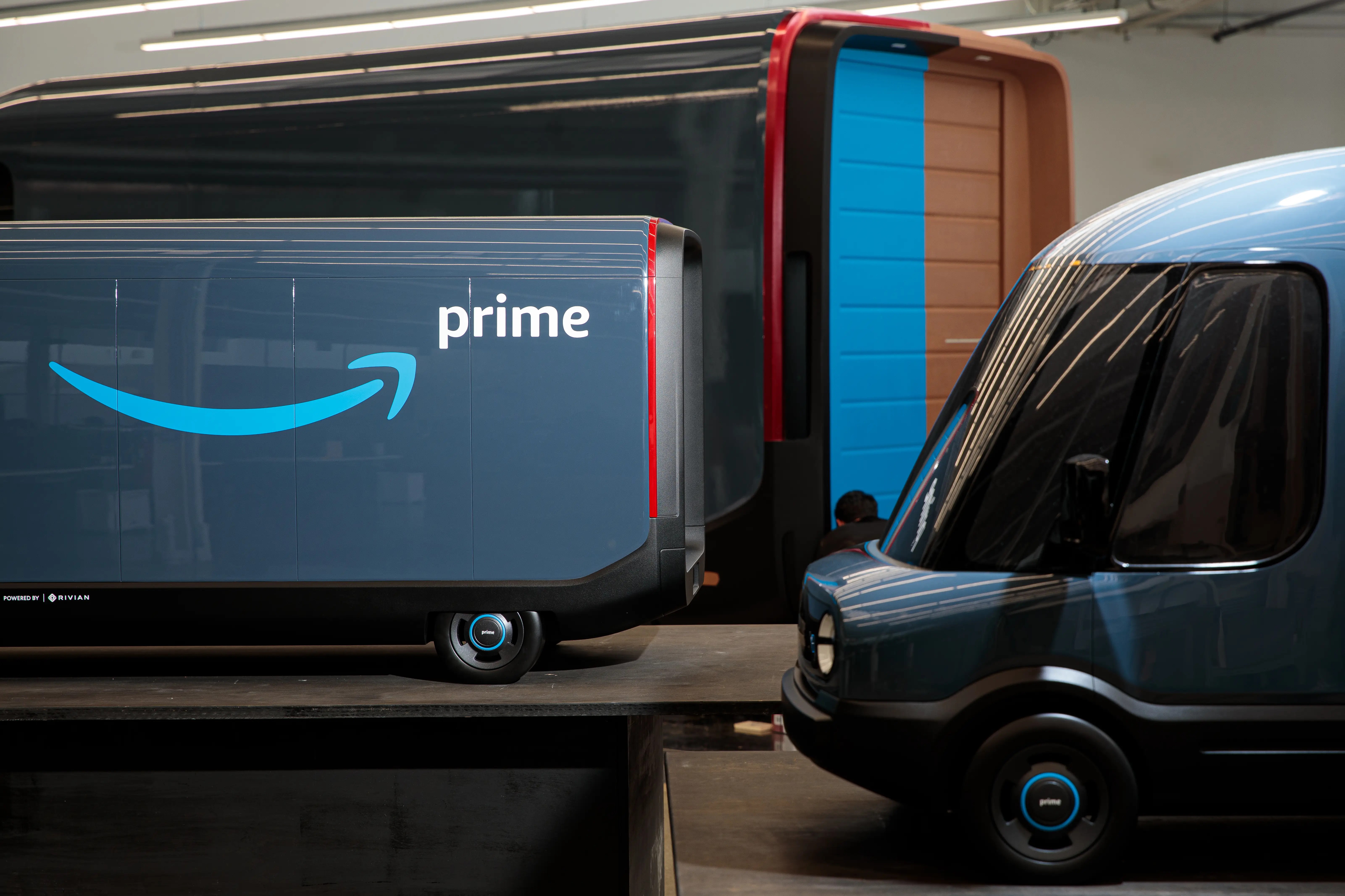 Amazon’s first electric delivery vans are now making deliveries see how they were designed