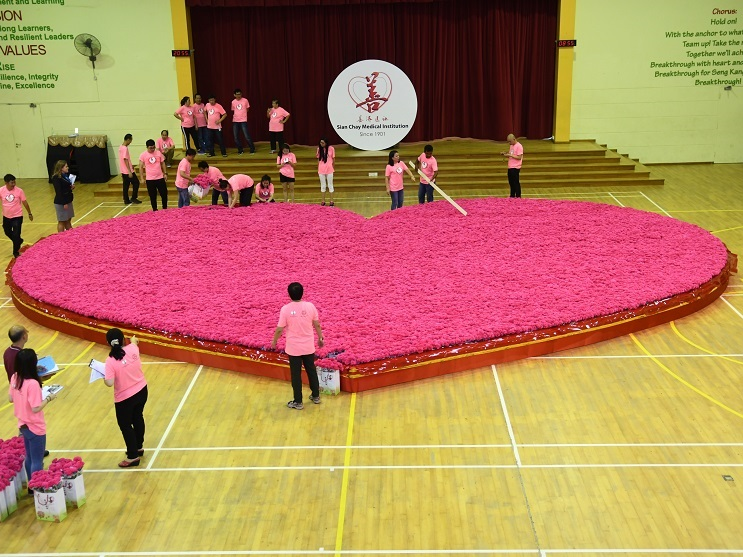 Wildest Valentine's DayThemed Guinness World Records Business Insider