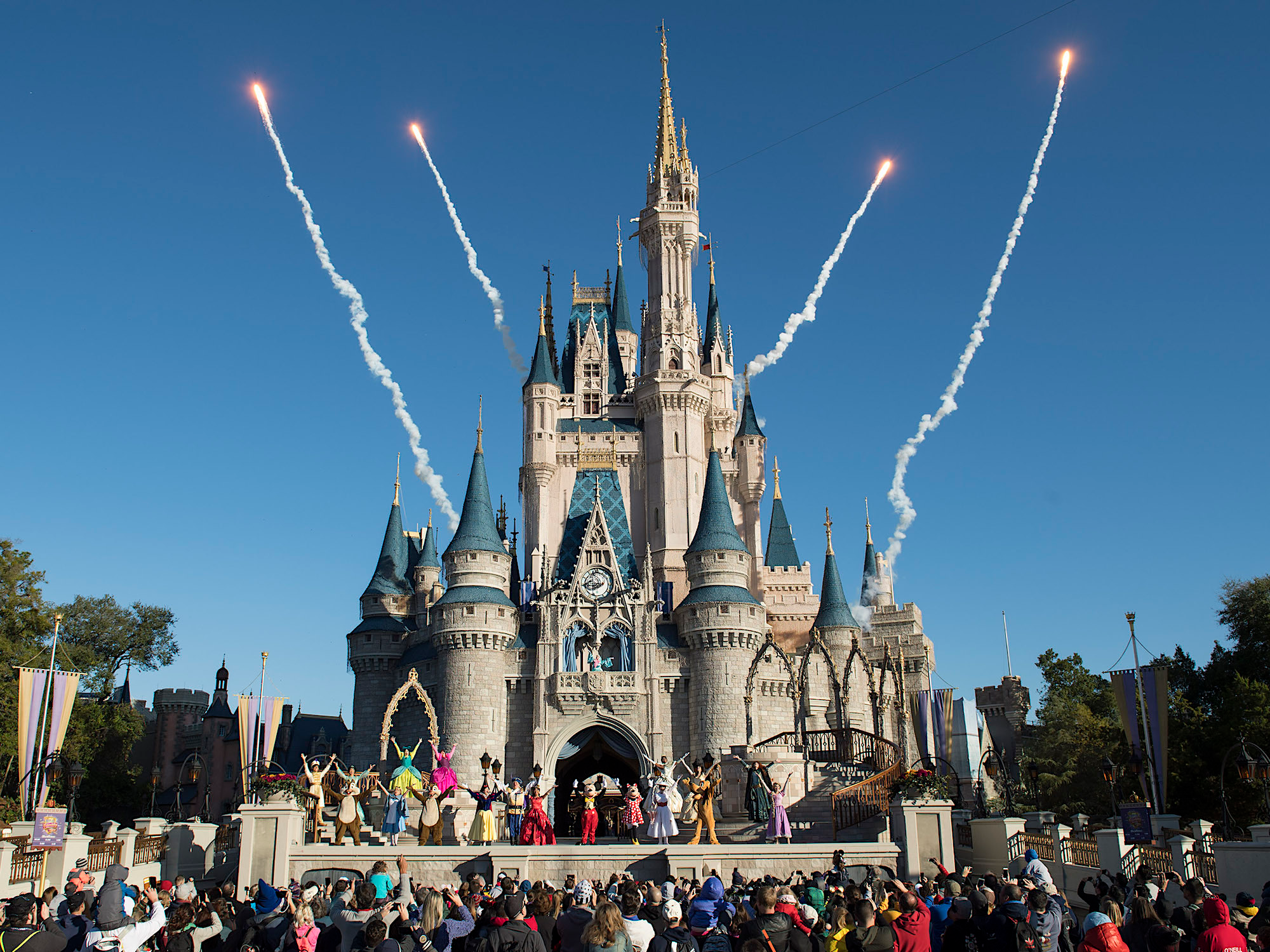 15 photos show how Disney World's Cinderella Castle has changed