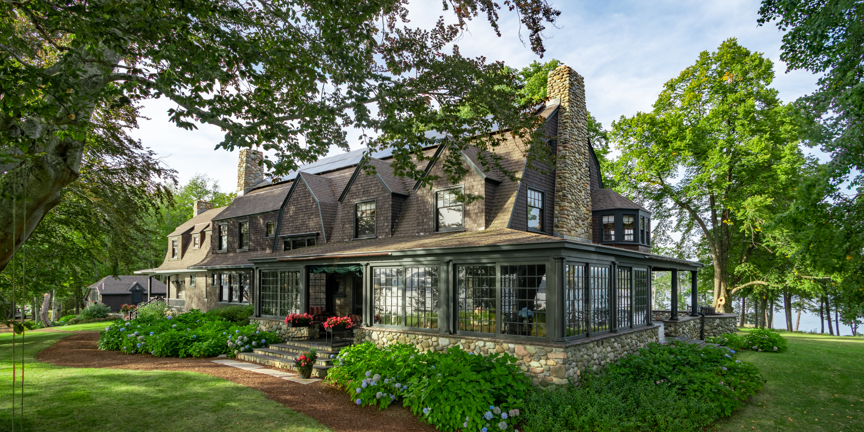 The Perfect Hideaway Located on an Island in Maine Is for Sale