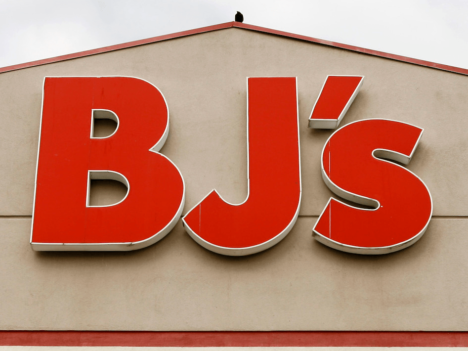 Retailers like Kohl's and Bed Bath & Beyond have ditched MyPillow see the full list of which