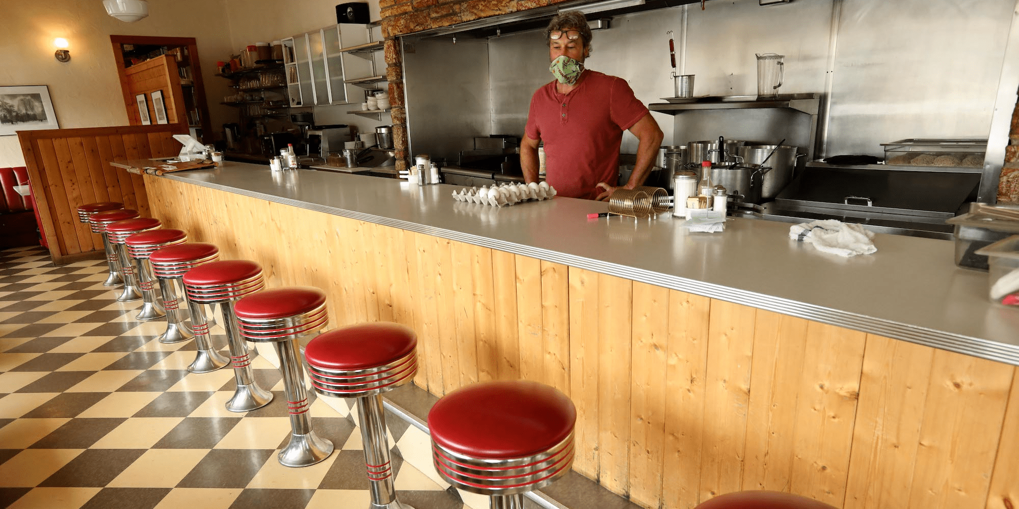 How California Restaurants Will Soon Open for Dinein Customers