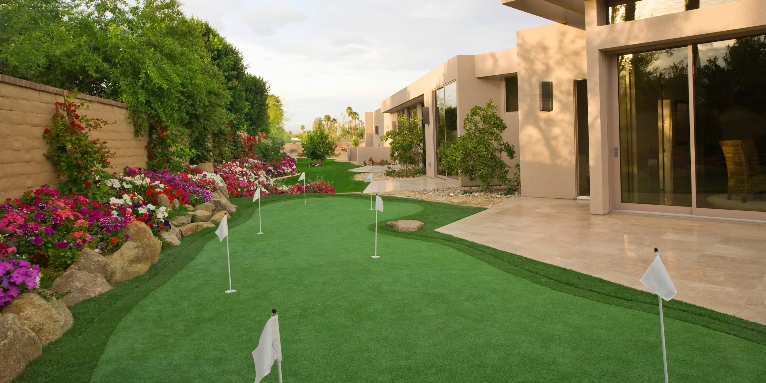 The UltraWealthy Are Dropping up to 30,000 on Backyard Putting Greens