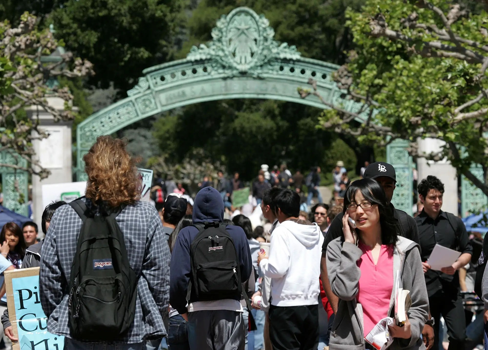 Frat parties at UC Berkeley have been linked to a spike in coronavirus