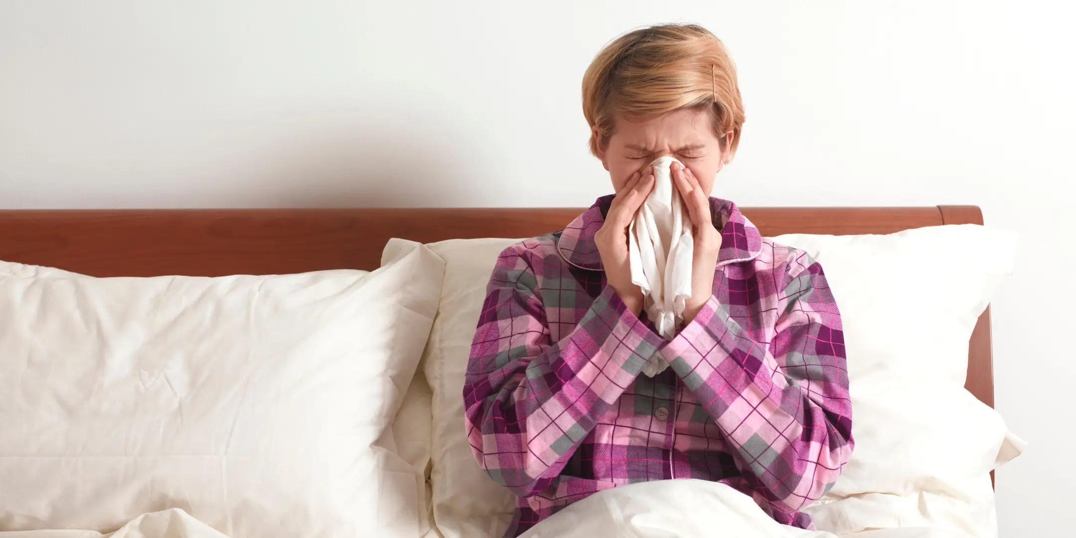 How long is mono contagious? You can spread it for several weeks before