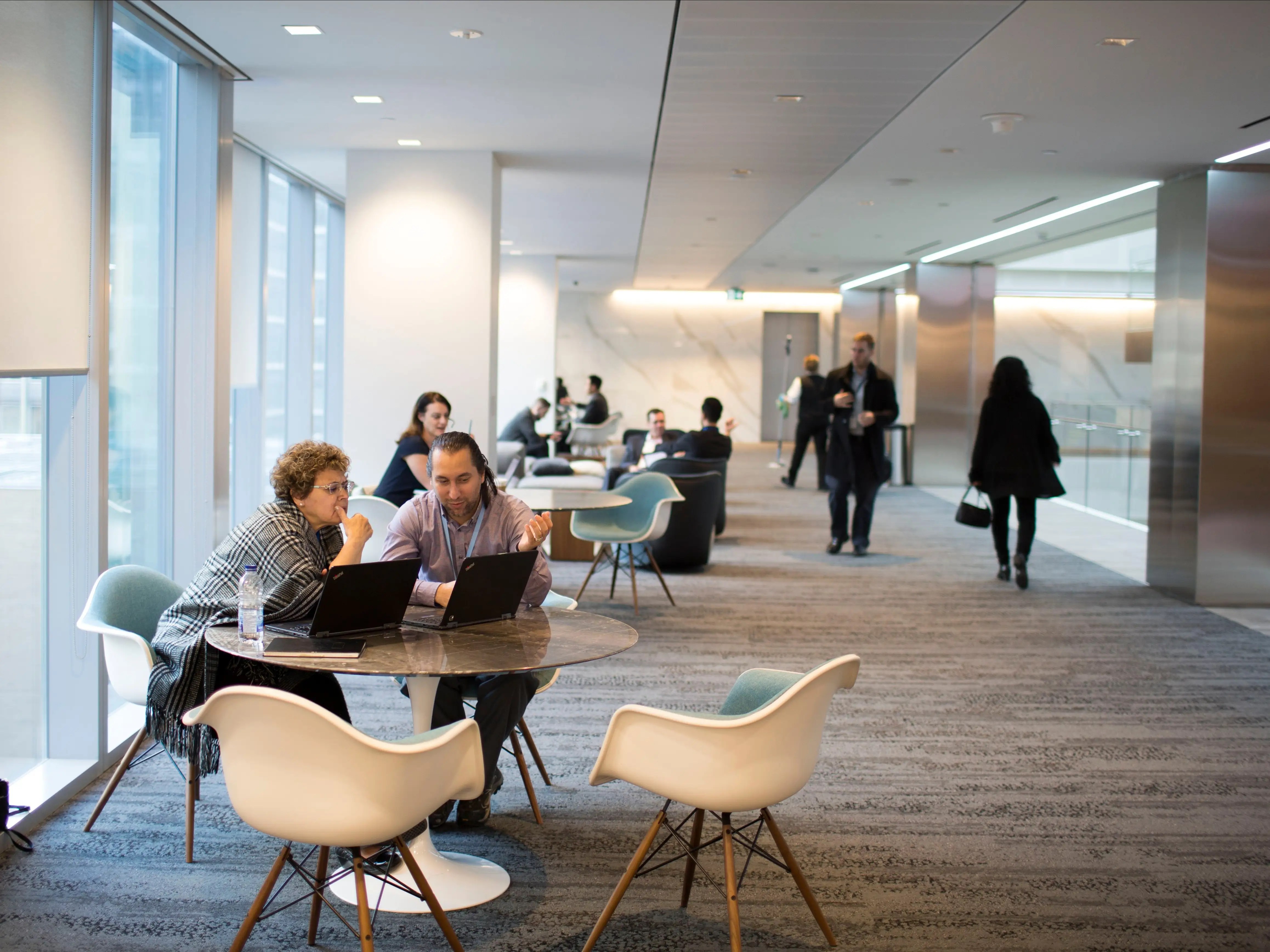 How Much Consultants, Accountants Make at Deloitte, KPMG, EY, PwC