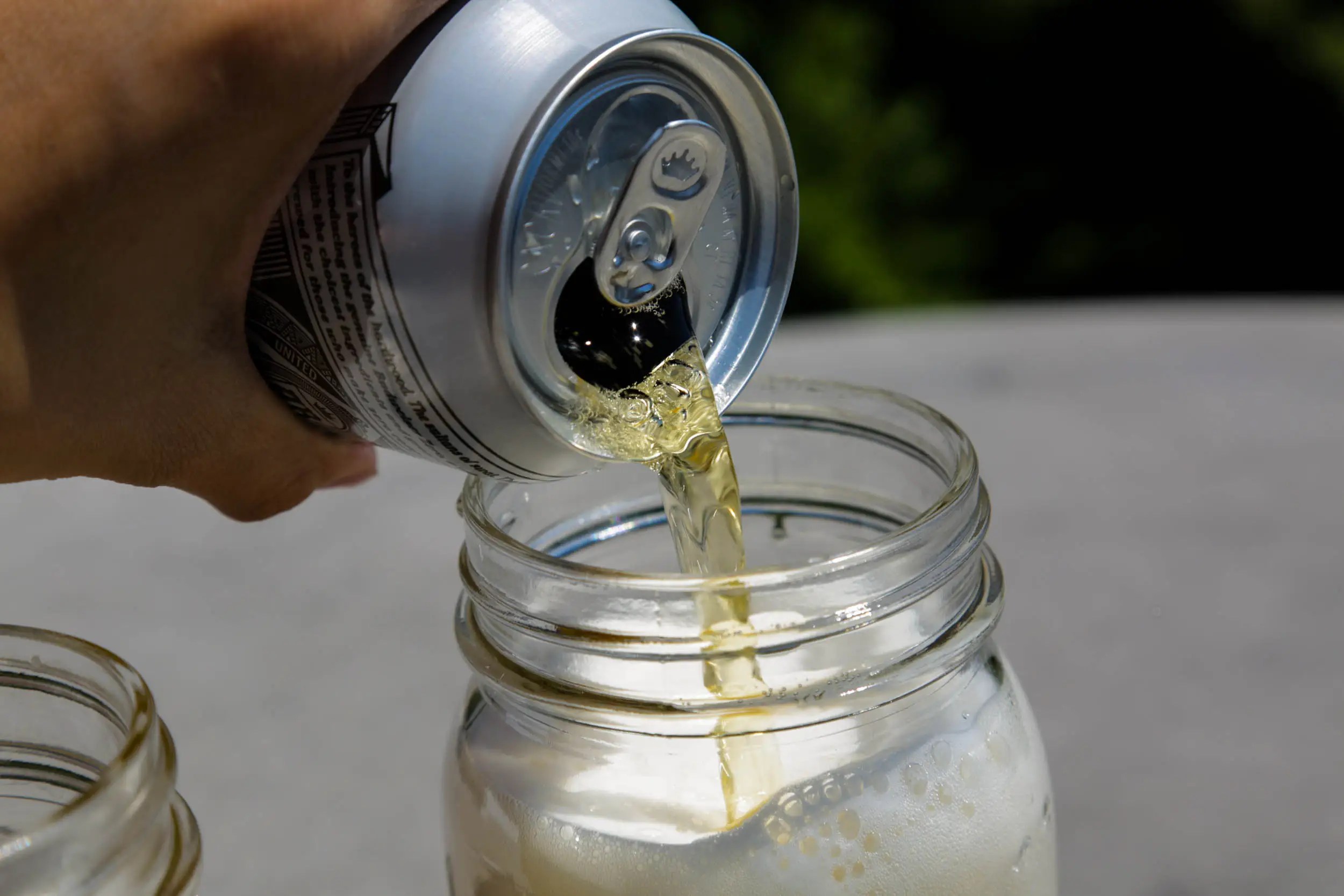 I compared Budweiser's new nonalcoholic beer with its original beer