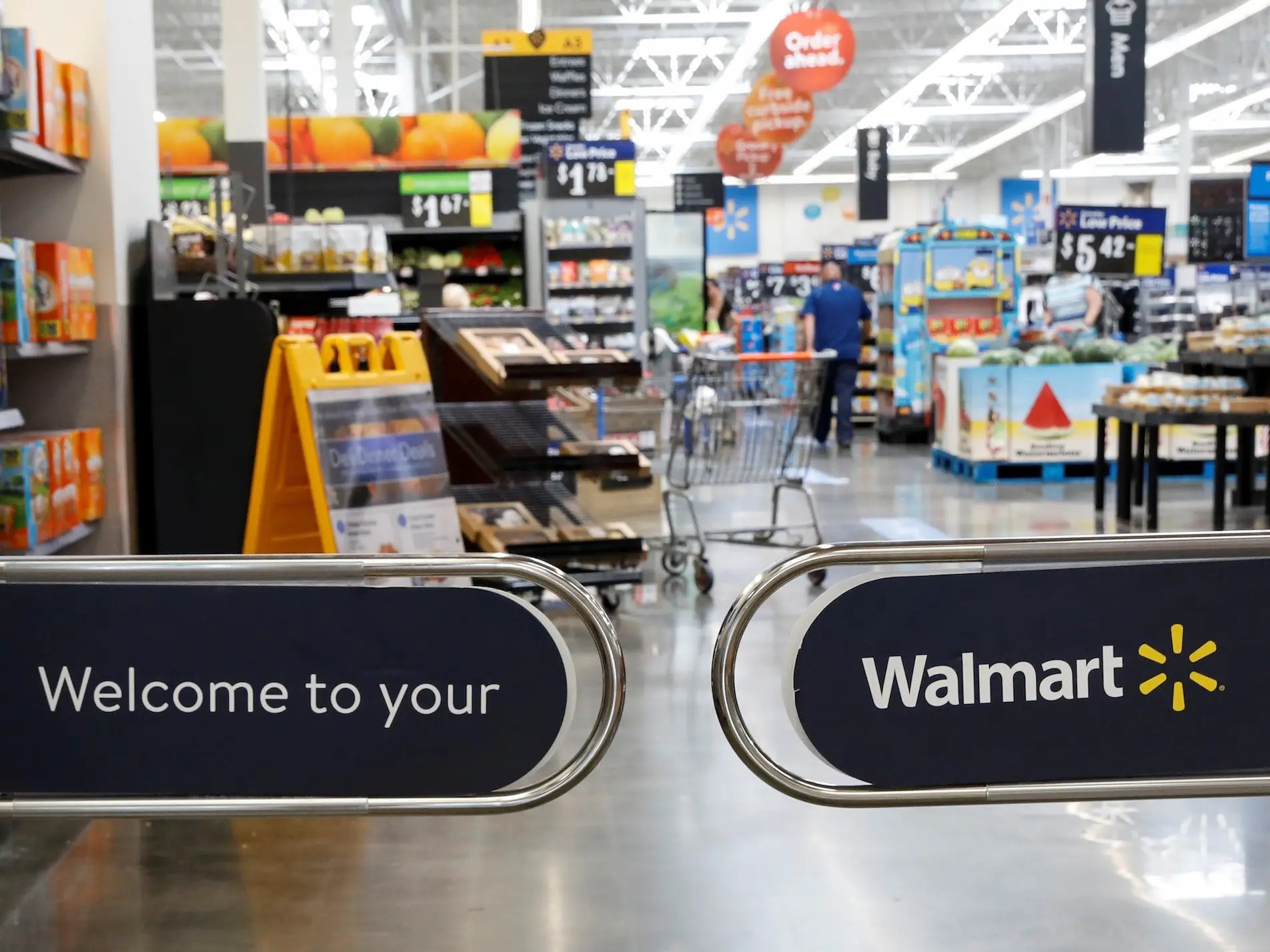 Walmart and Instacart Offer SameDay Delivery in Select US Markets