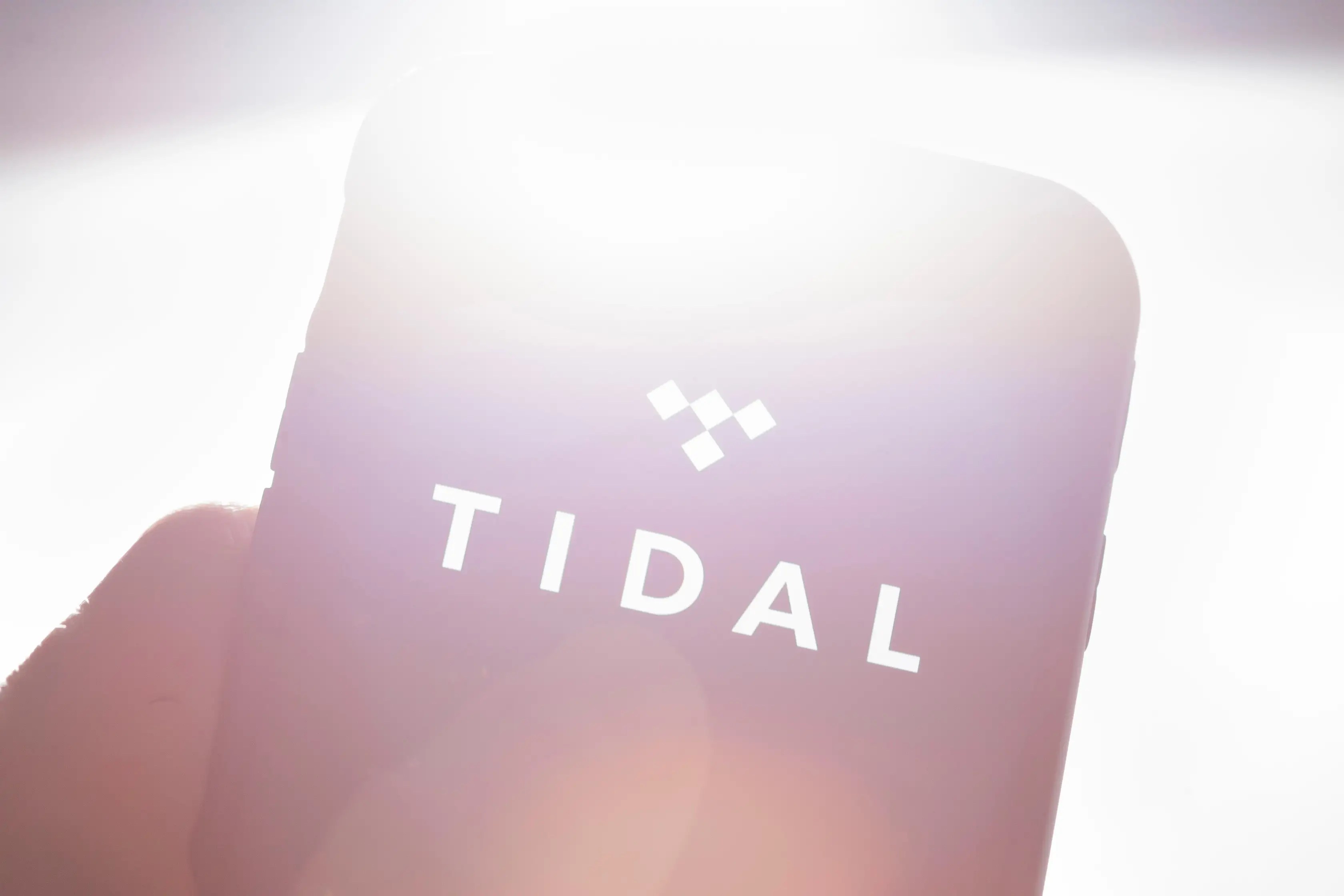 So melden Sie sich von Tidal ab und deaktivieren Geräte über die