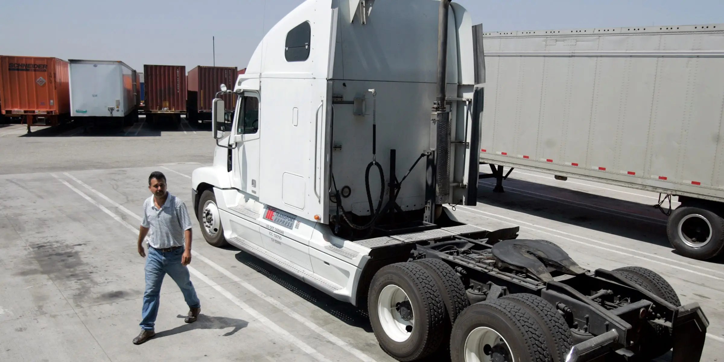 amazon box truck driver jobs near me Chun Nall