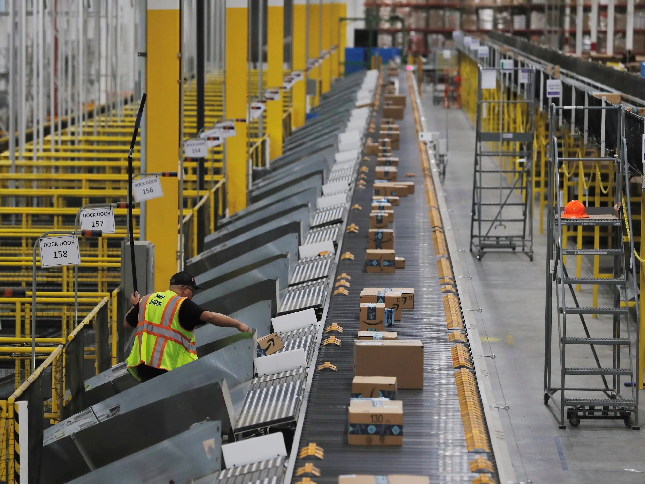 2 Democratic congresswomen say the police were called on them after