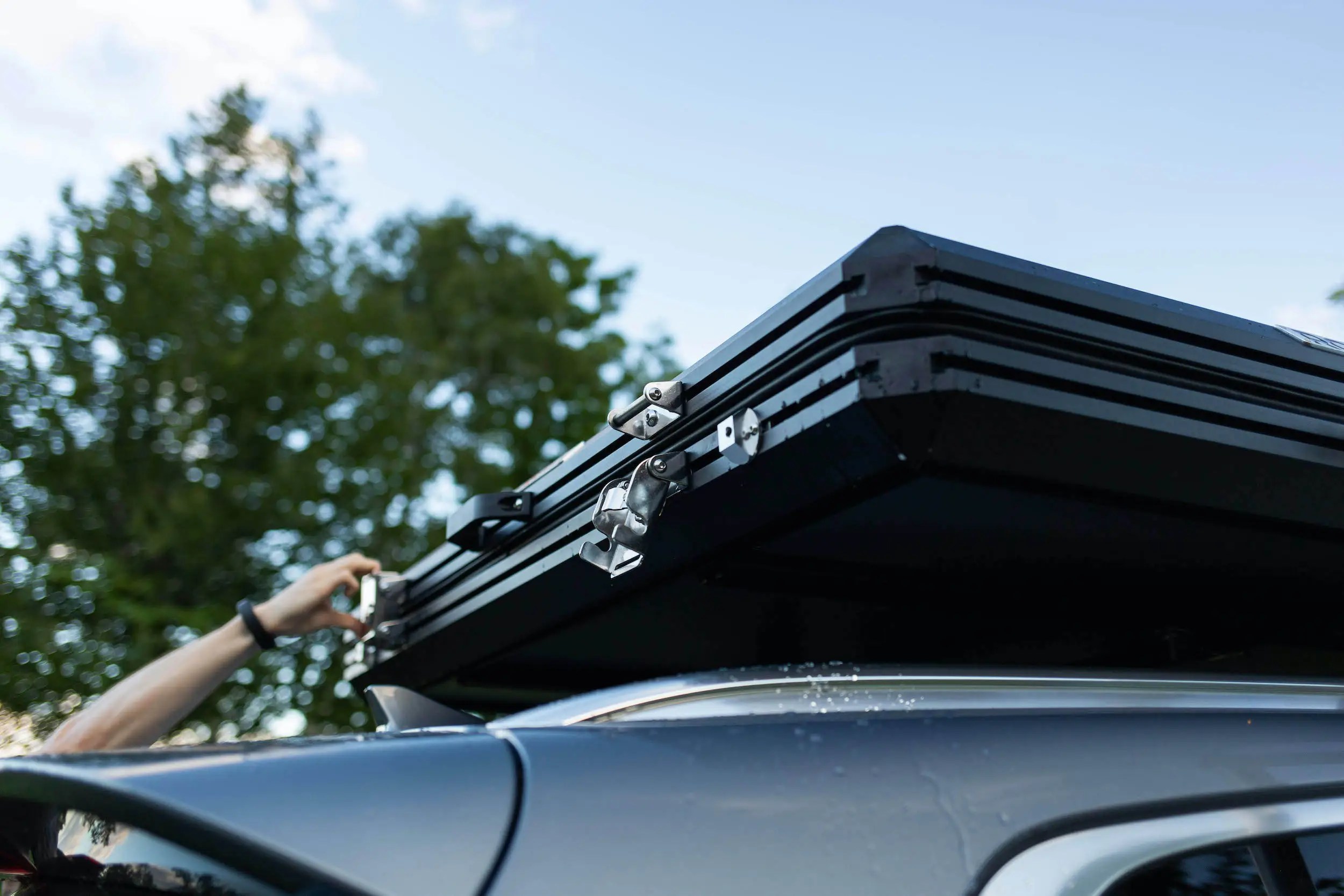 I slept in the Kia Telluride's optional 3,400 roof tent and it made