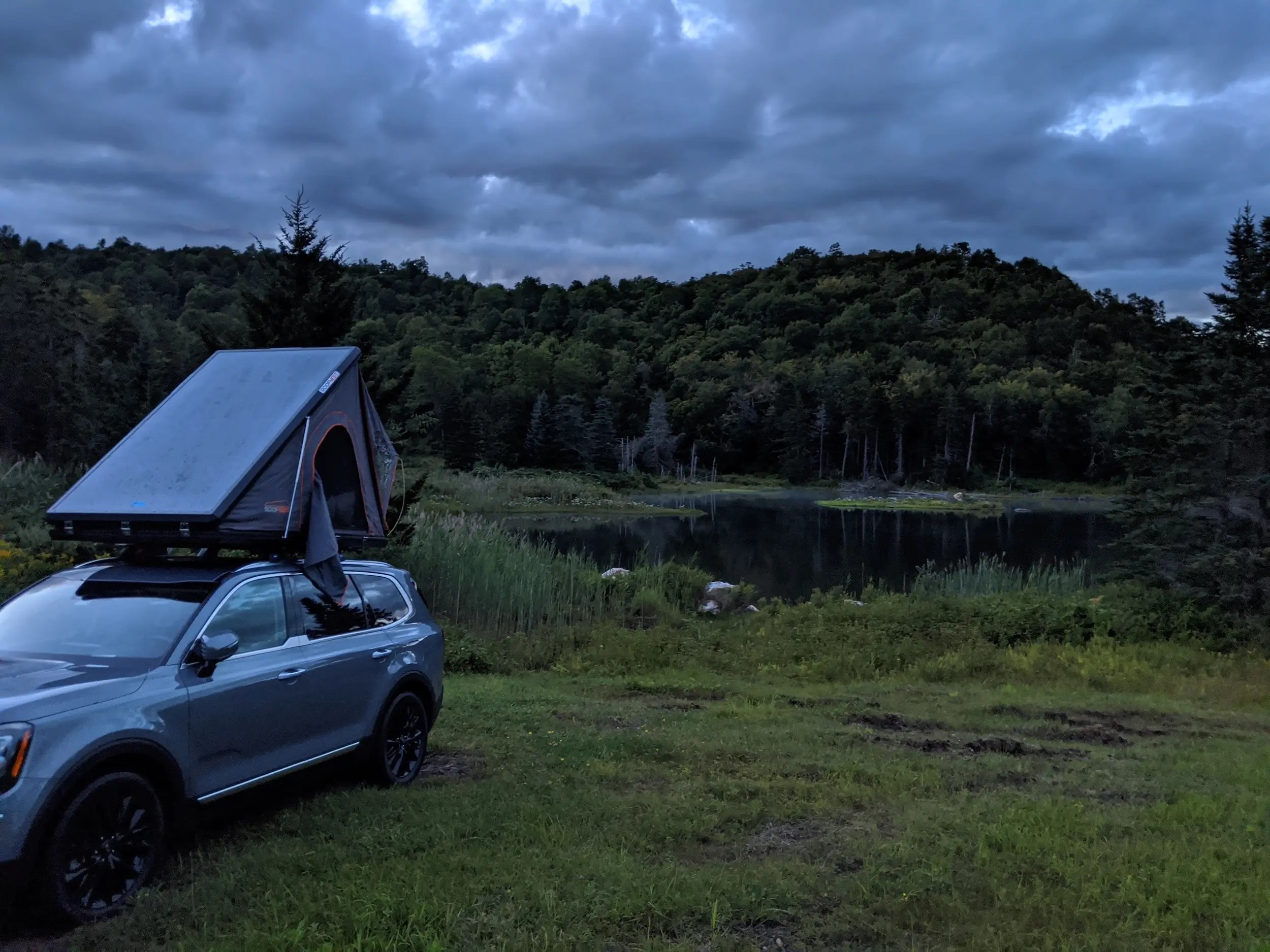 I slept in the Kia Telluride's optional 3,400 roof tent and it made