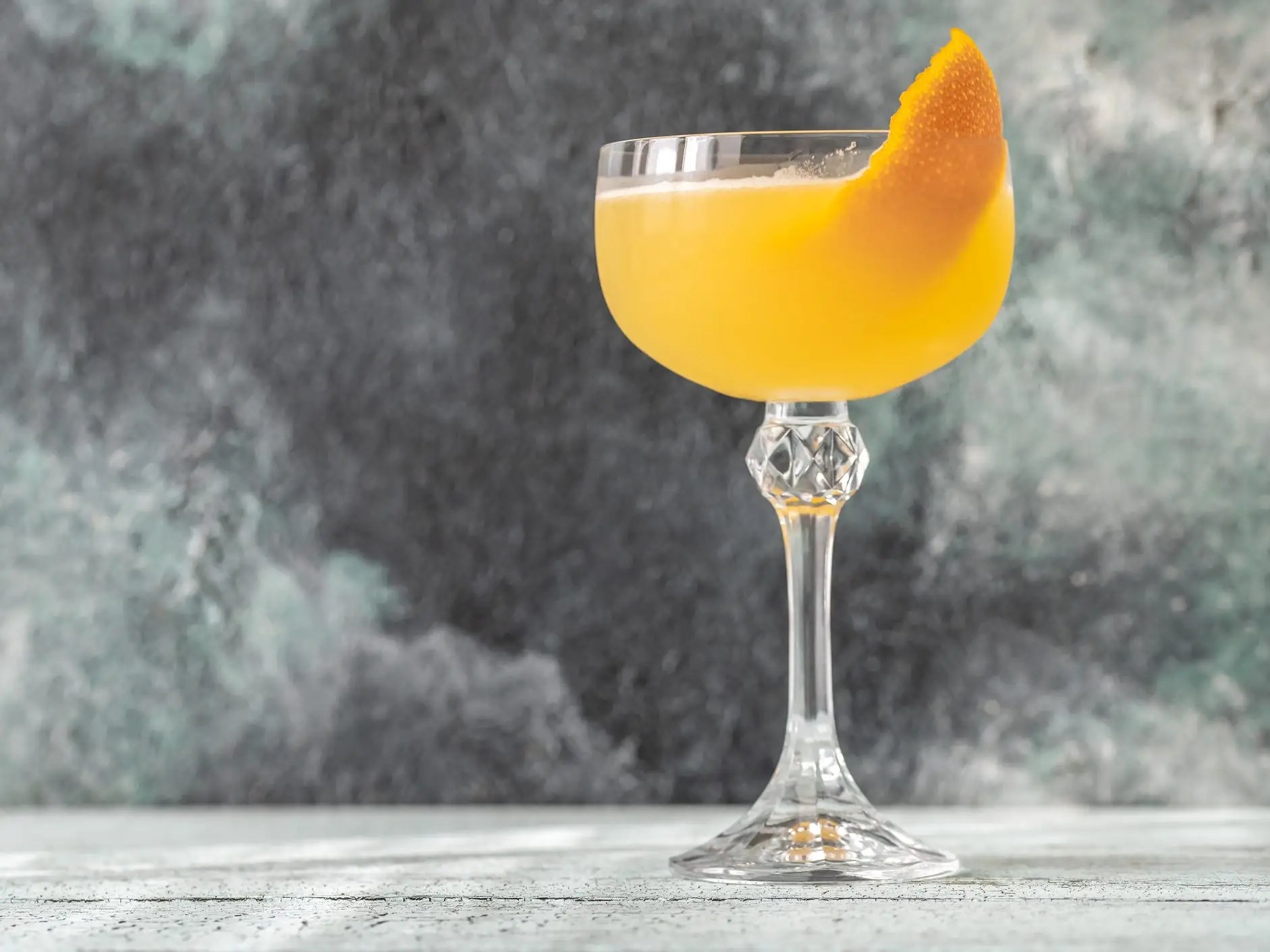 Steps to Prepare Top 10 Classic Cocktails World