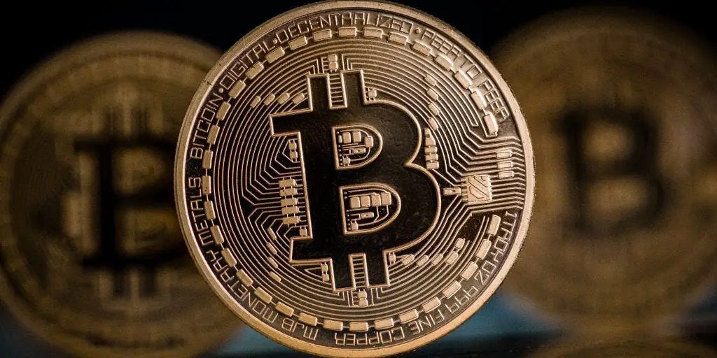 The UK's financial regulator bans cryptobased products