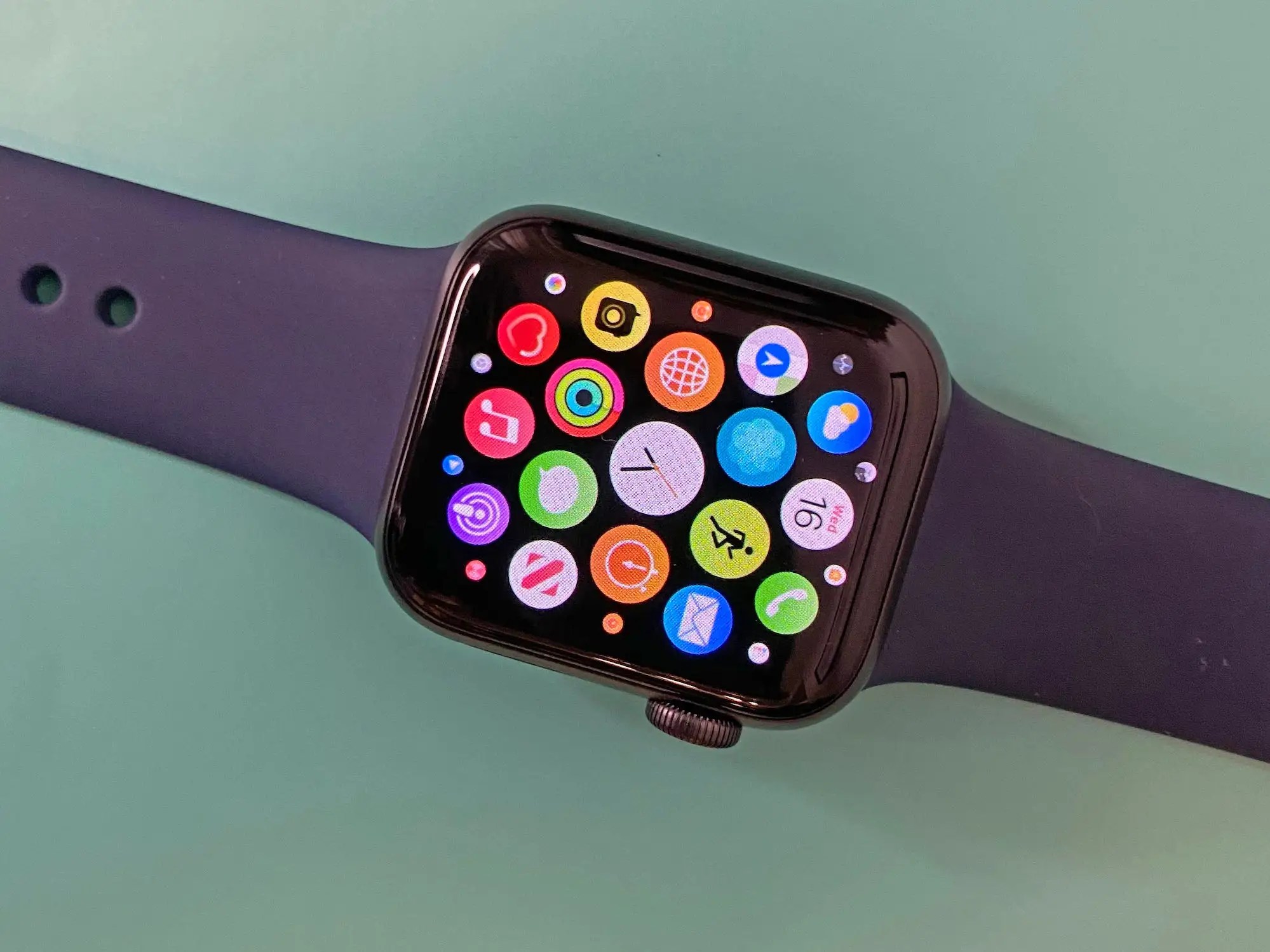 Apple Watch SE Review Lower Price Makes It Best Apple Watch for Most
