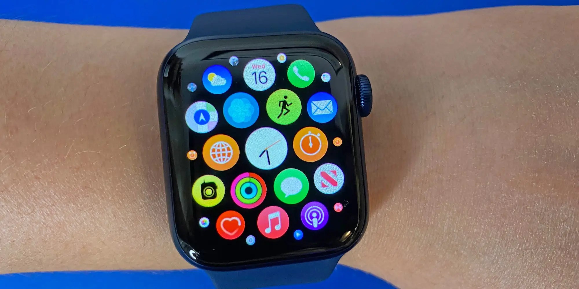 How to delete podcasts stored on your Apple Watch from